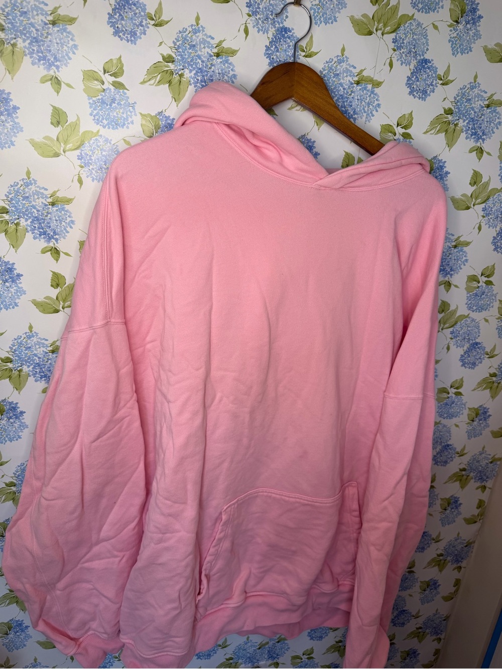 Abercrombie & Fitch Light Pink Hooded Pullover Sweatshirt
